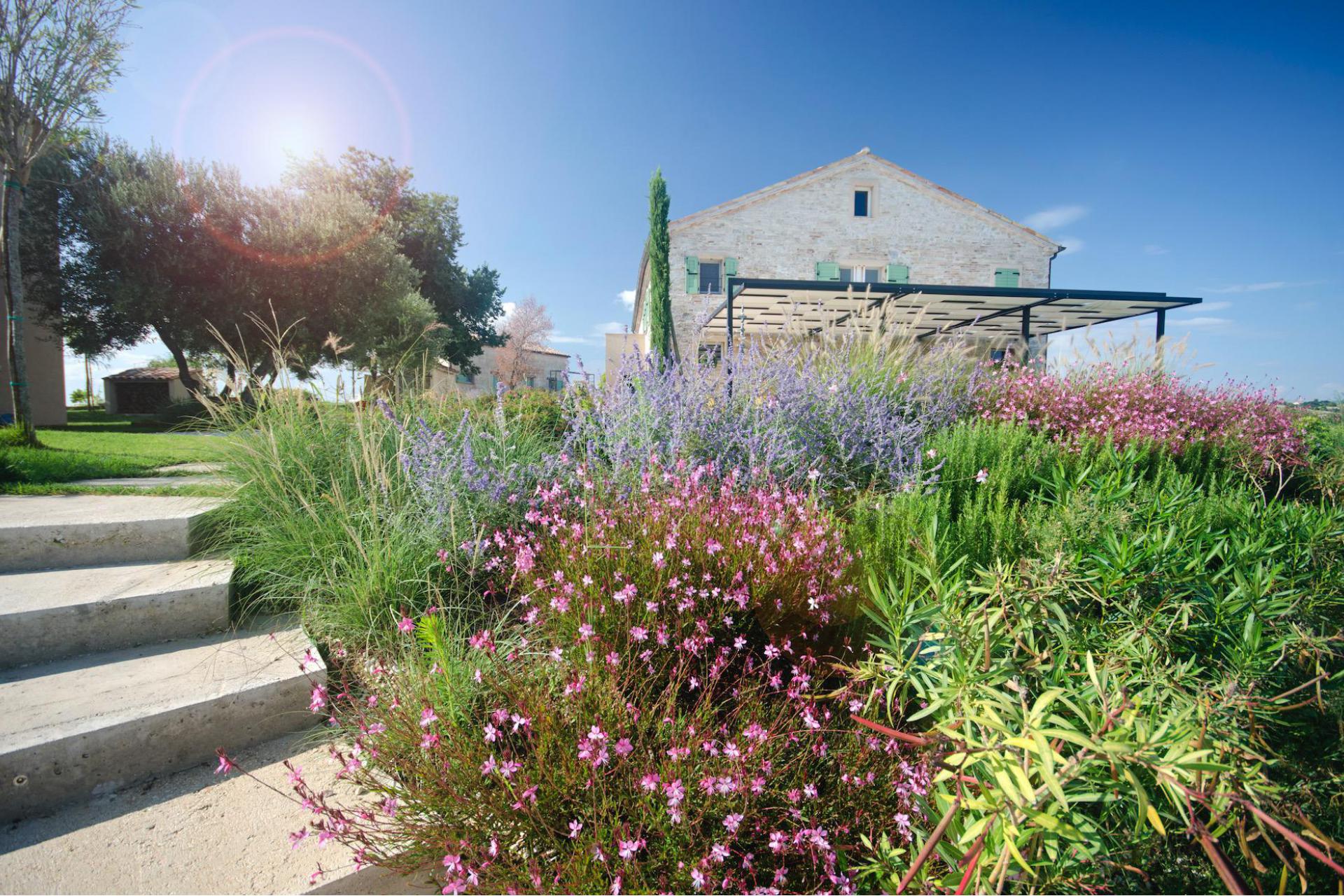 Country house mit Bistrot in den Marken