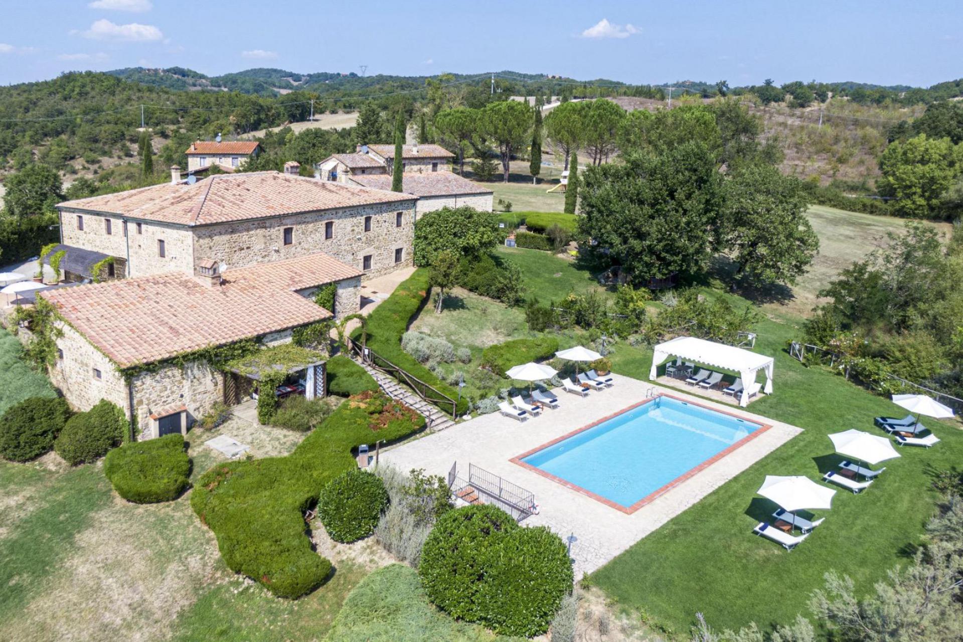 Authentisches Country House mit moderner Einrichtung