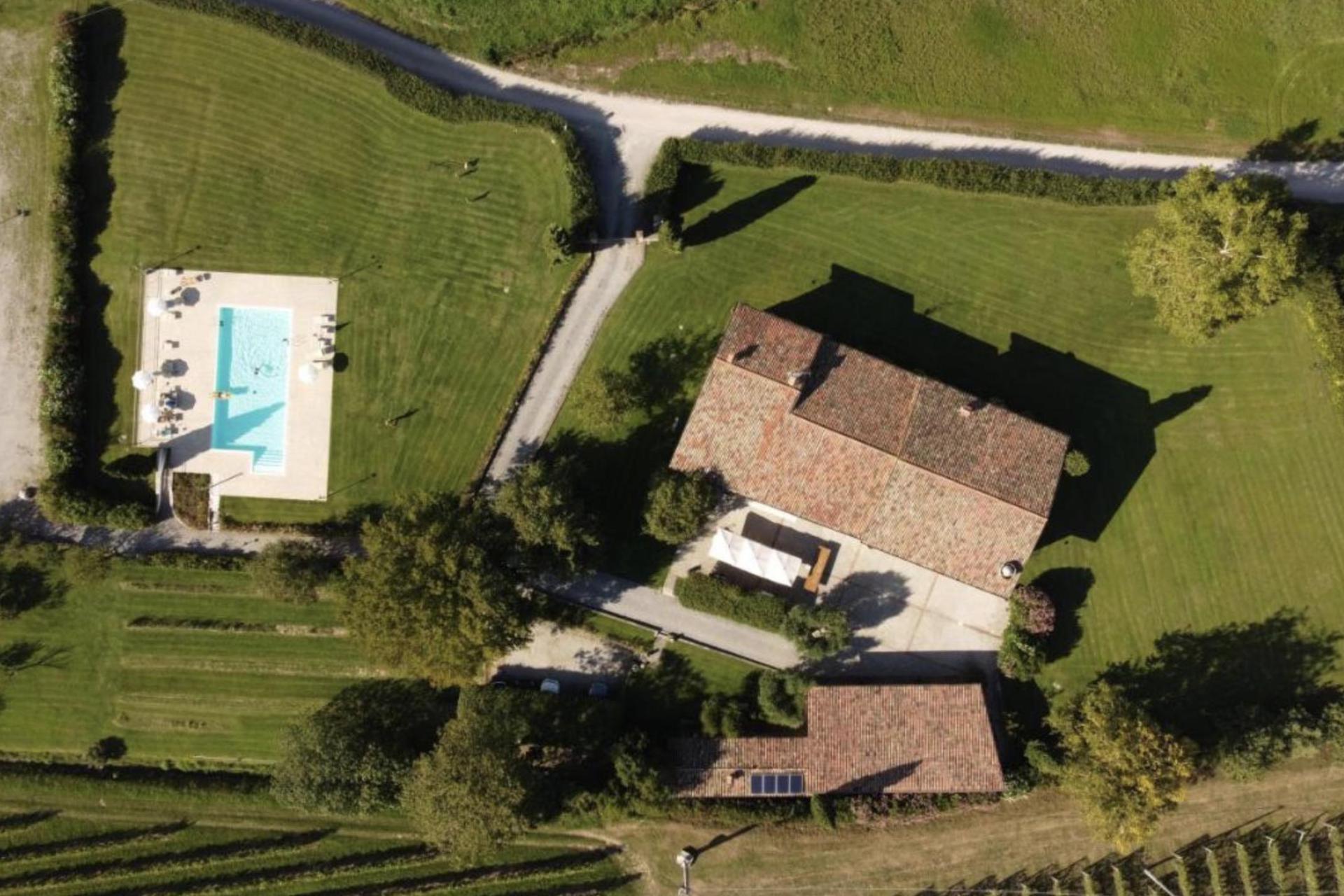 Small and cozy agriturismo near lake Garda