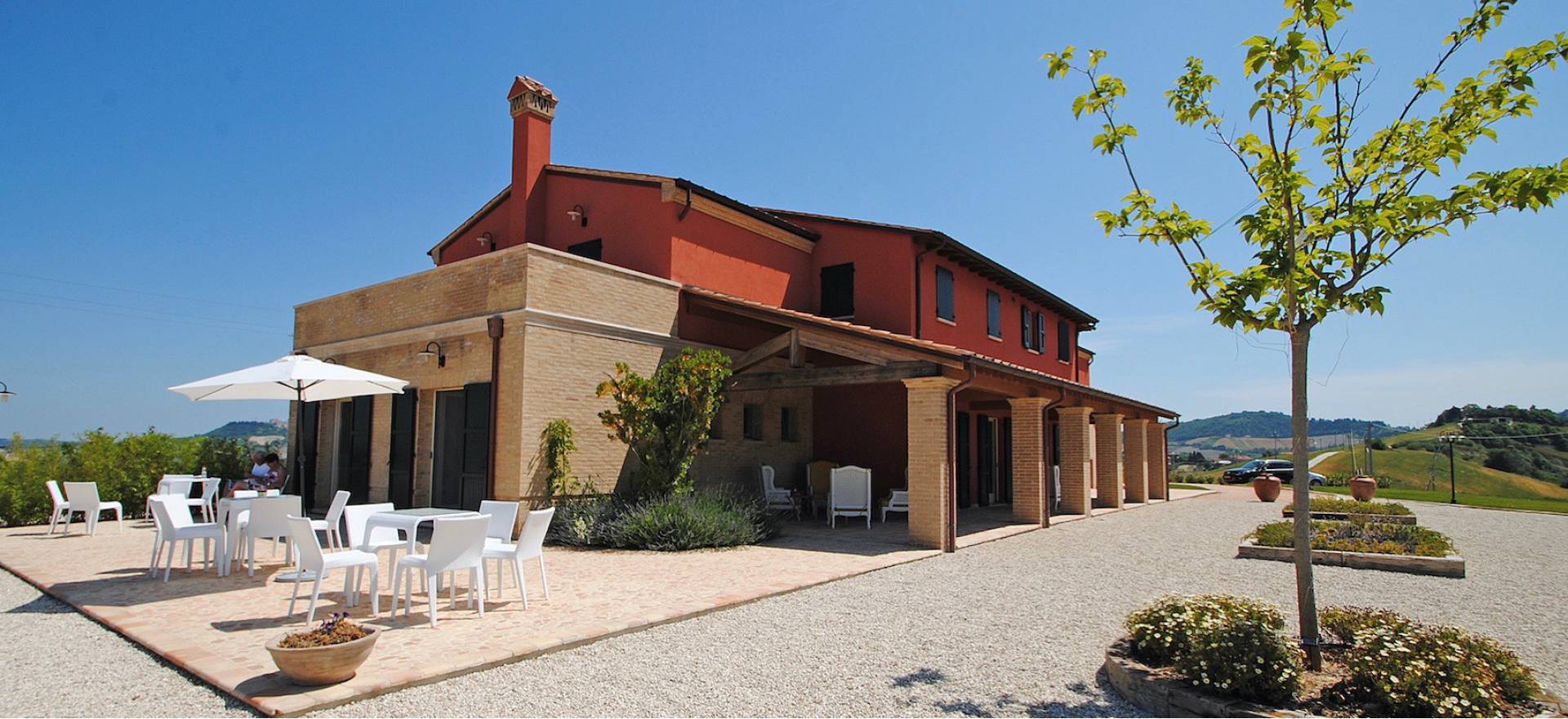 Agriturismo Marken Agriturismo Marche mit Restaurant und Blick