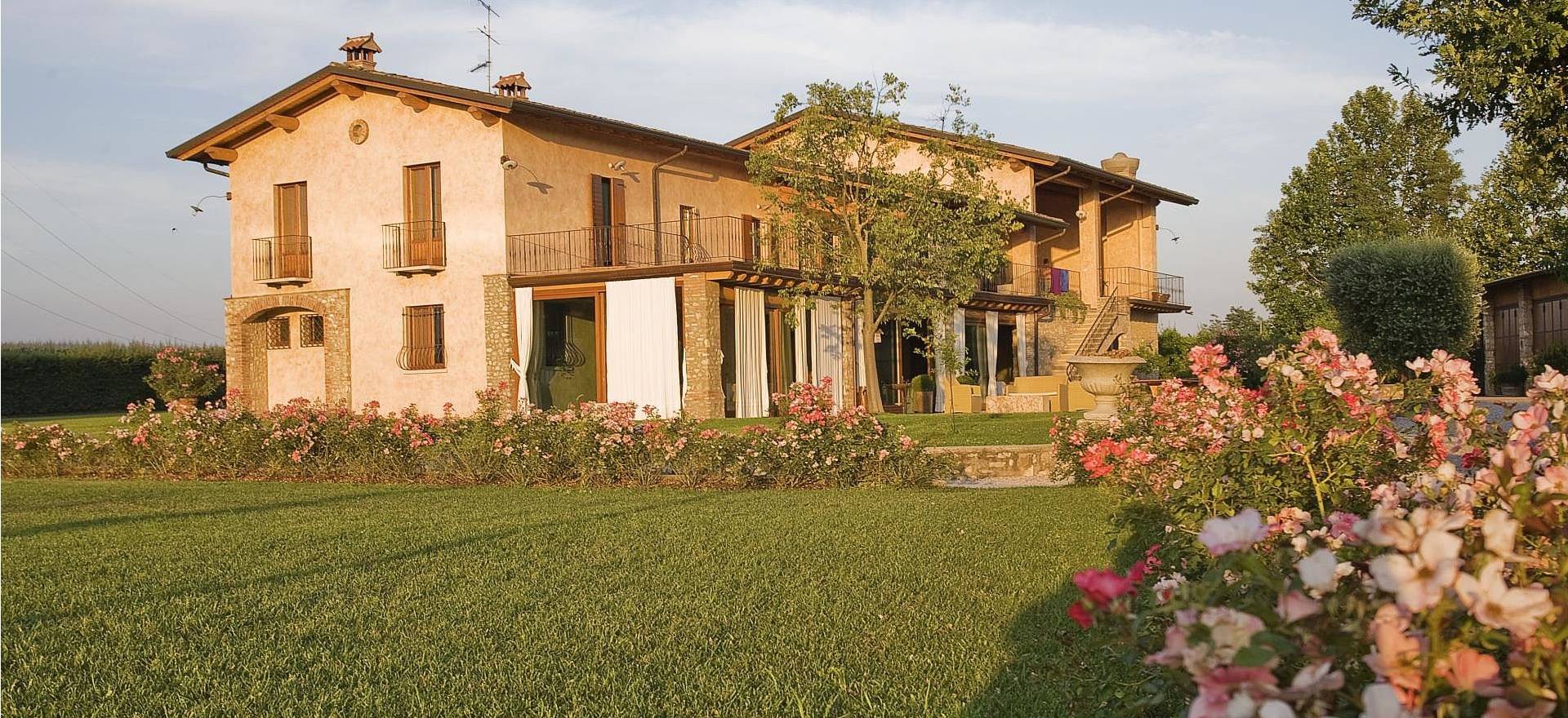 Agriturismo Comer See und Gardasee Agriturismo mit FeWo in der Nähe eines Golfplatzes - Gardasee