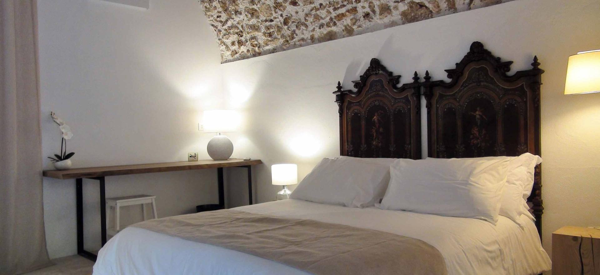 Agriturismo Sizilien Authentischer Agriturismo am Meer mit romantischem Innenhof