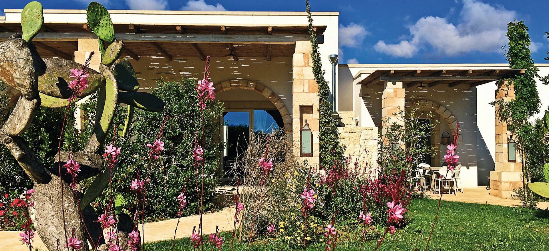 Agriturismo Apulien Luxus-Agriturismo nur wenige Gehminuten von Sandstrand entfernt